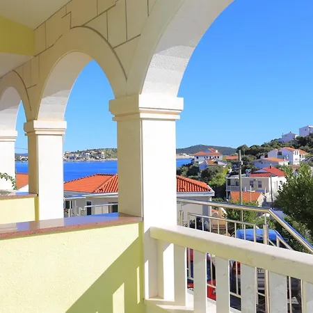Apartment By The Sea Cove Ostricka Luka, Rogoznica - 17086