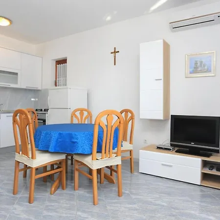Apartment By The Sea Cove Ostricka Luka, Rogoznica - 17086 Sevid